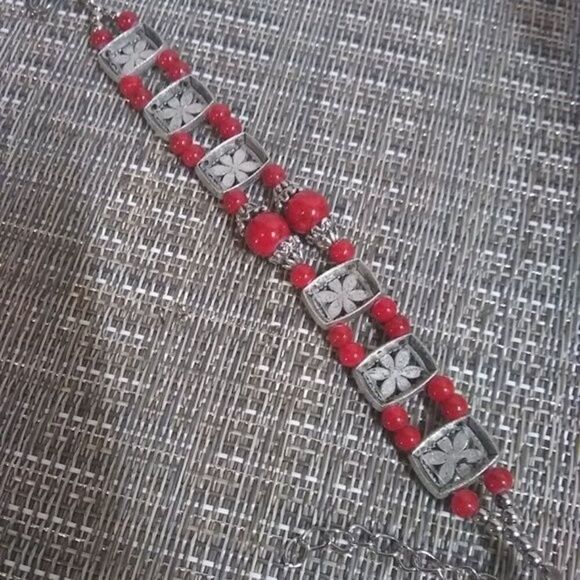 Vintage Inspired Boho Red Magnesite Bead Bracelet - Picture 3 of 8